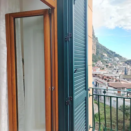 Valenti Amalfi