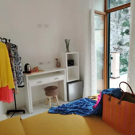 Valenti بيت ضيافة