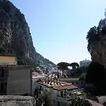 Valenti 4*